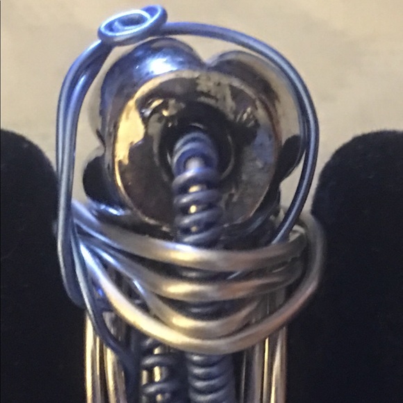 THE ALIEN CRYSTAL RING SOLD - Picture 3 of 8